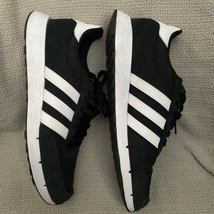 Like new Adidas Sneakers